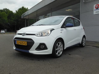 Hoofdafbeelding Hyundai i10 Hyundai i10 1.0i i-Motion Comfort Staat in Hoogeveen
