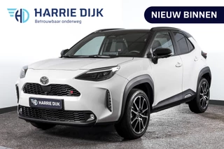 Toyota Yaris Cross 1.5 Hybrid 130 GR Sport - Automaat (Nieuw model) | Pano | Head-up Disp. | Dig.Cockpit | Adapt.Cruise | Stoel+Stuurverw. | 360 Camera | PDC | NAV + App.Connect (Draadloos) | JBL | ECC | LM 18" | 9057