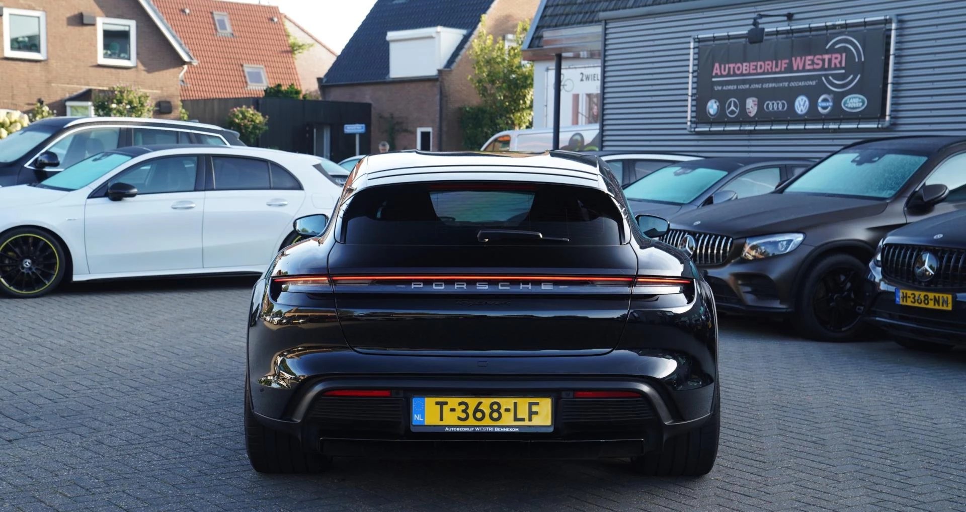 Hoofdafbeelding Porsche Taycan