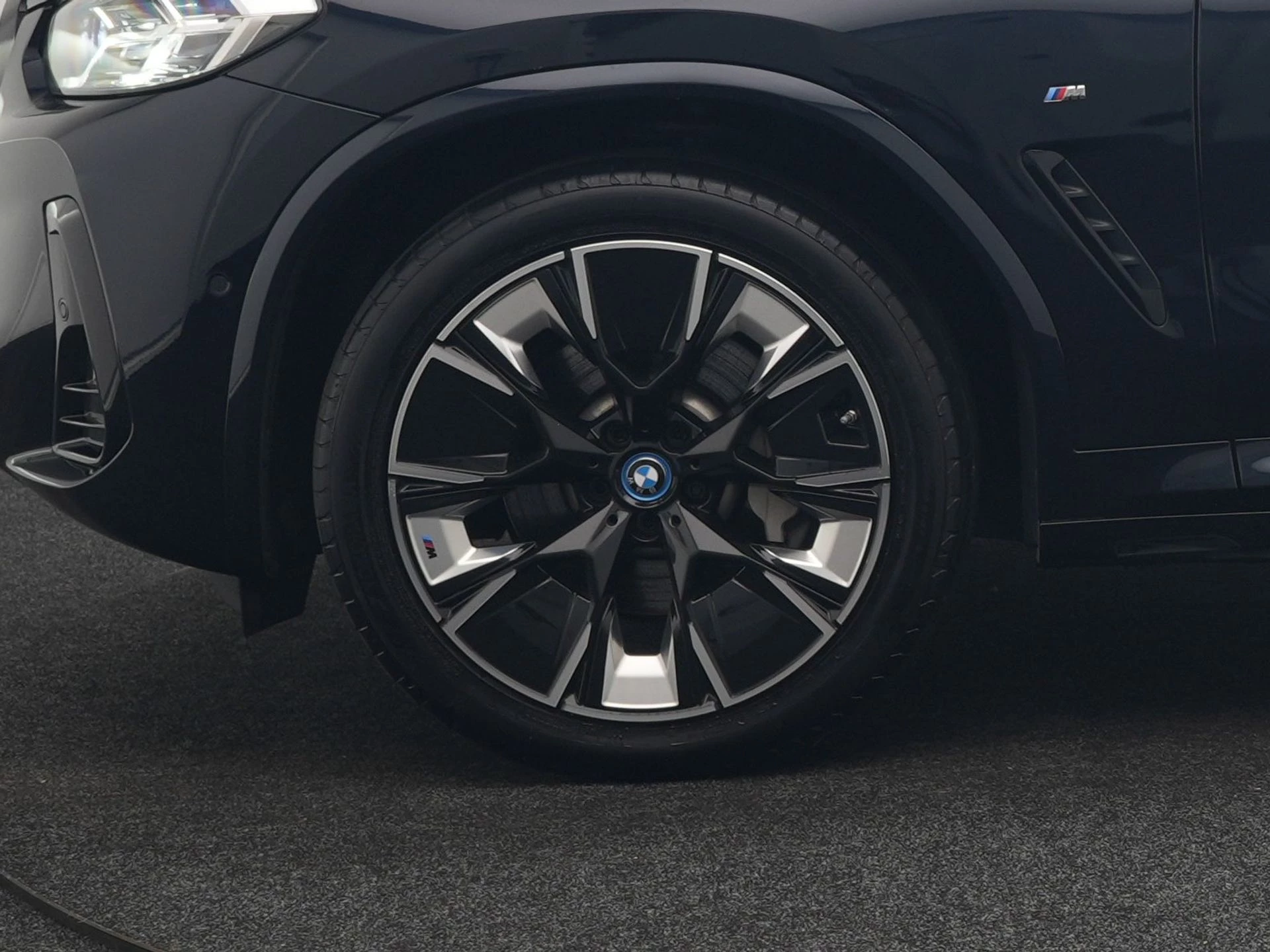 Hoofdafbeelding BMW iX3