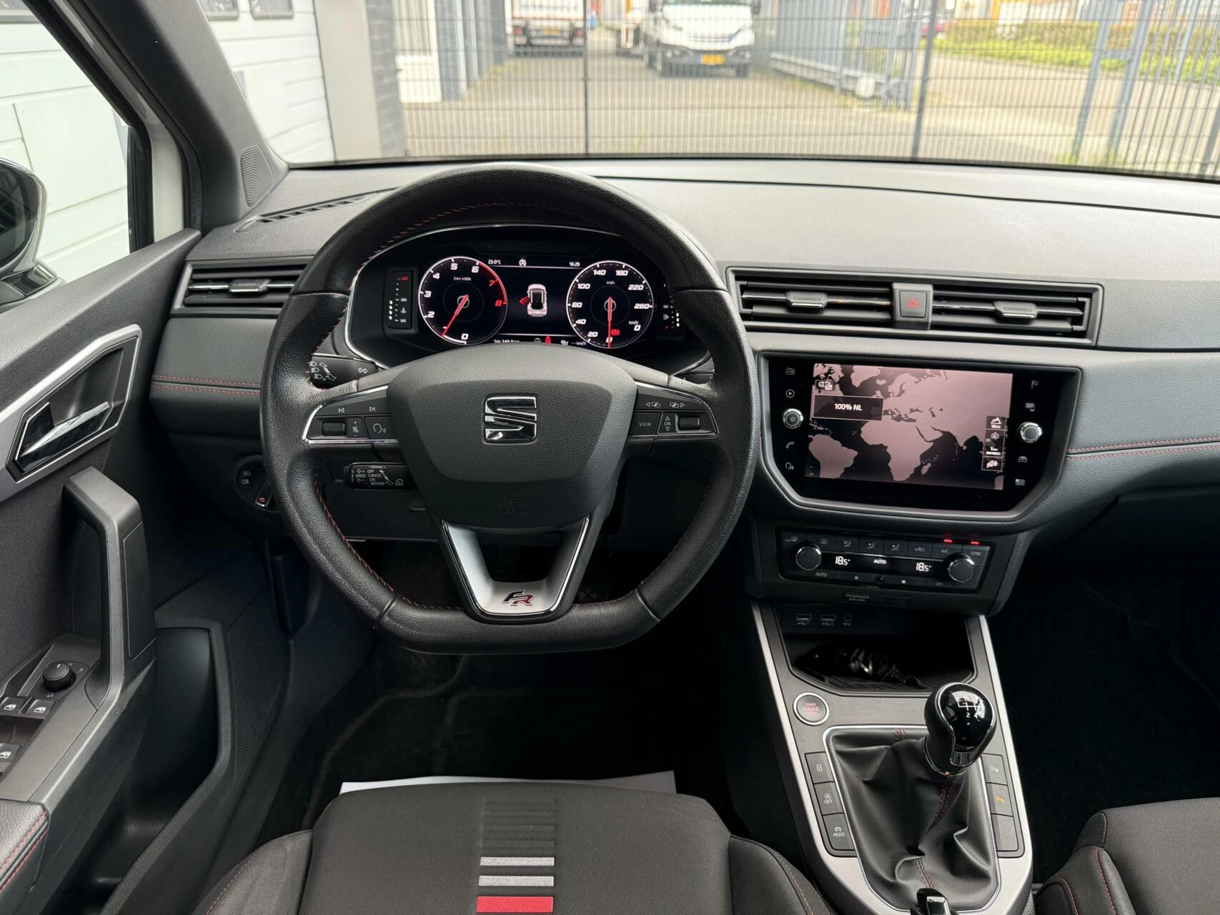 Hoofdafbeelding SEAT Arona