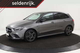 Mercedes-Benz B-klasse 250e AMG Night | Stoelverwarming | Camera |  Carplay | Sfeerverlichting | Leder/Alcantara | Full LED | Widescreen