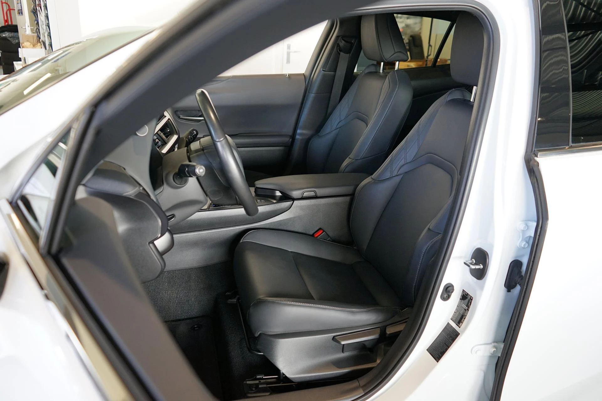 Hoofdafbeelding Lexus UX