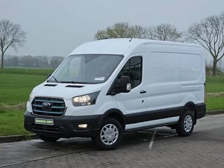 Hoofdafbeelding Ford E-Transit Ford E-Transit L2H2 68 kWh Navi 360Camera Stoelverwarming Subsidie !