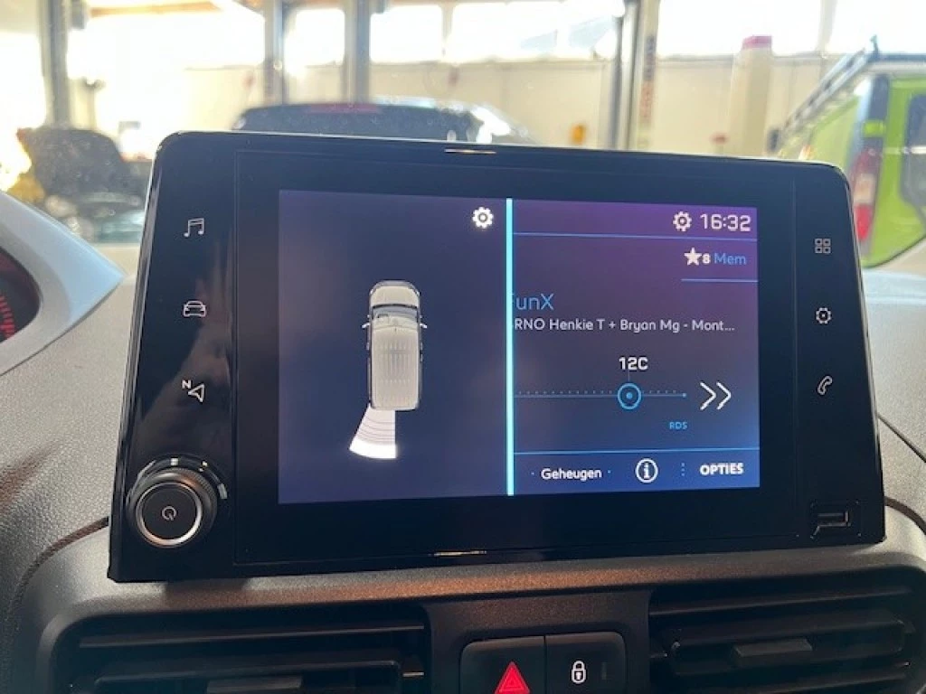 Hoofdafbeelding Peugeot Partner