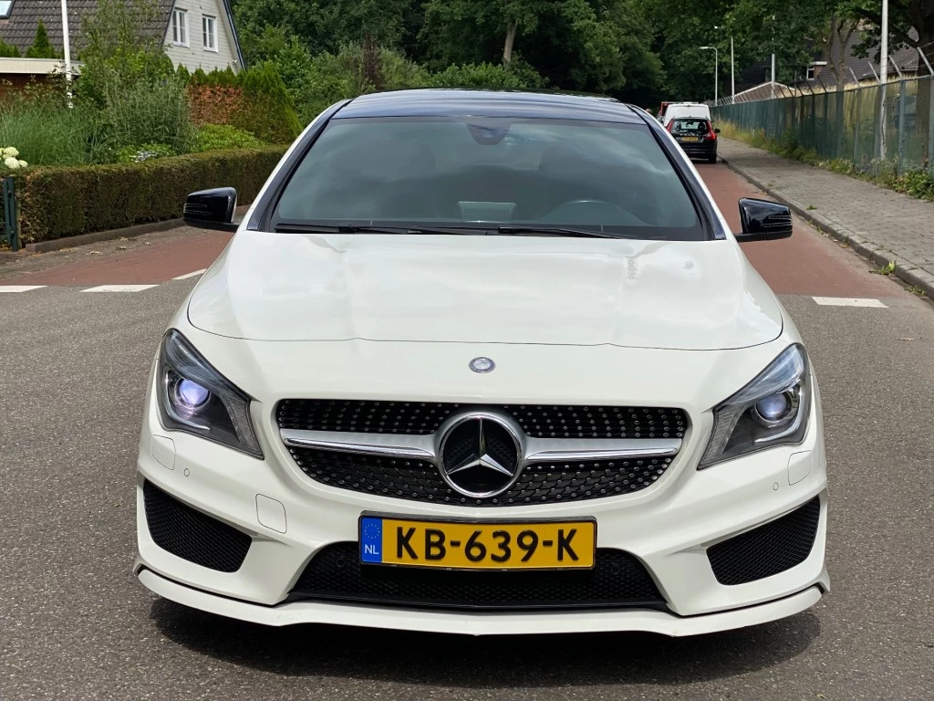 Hoofdafbeelding Mercedes-Benz CLA