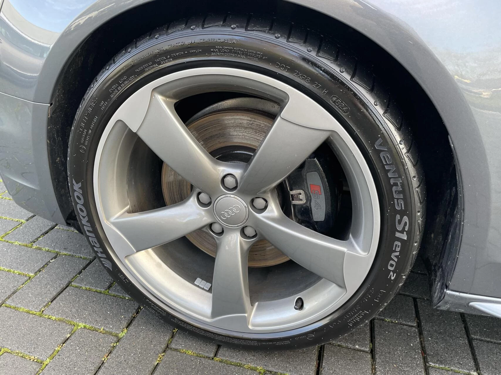 Hoofdafbeelding Audi S4