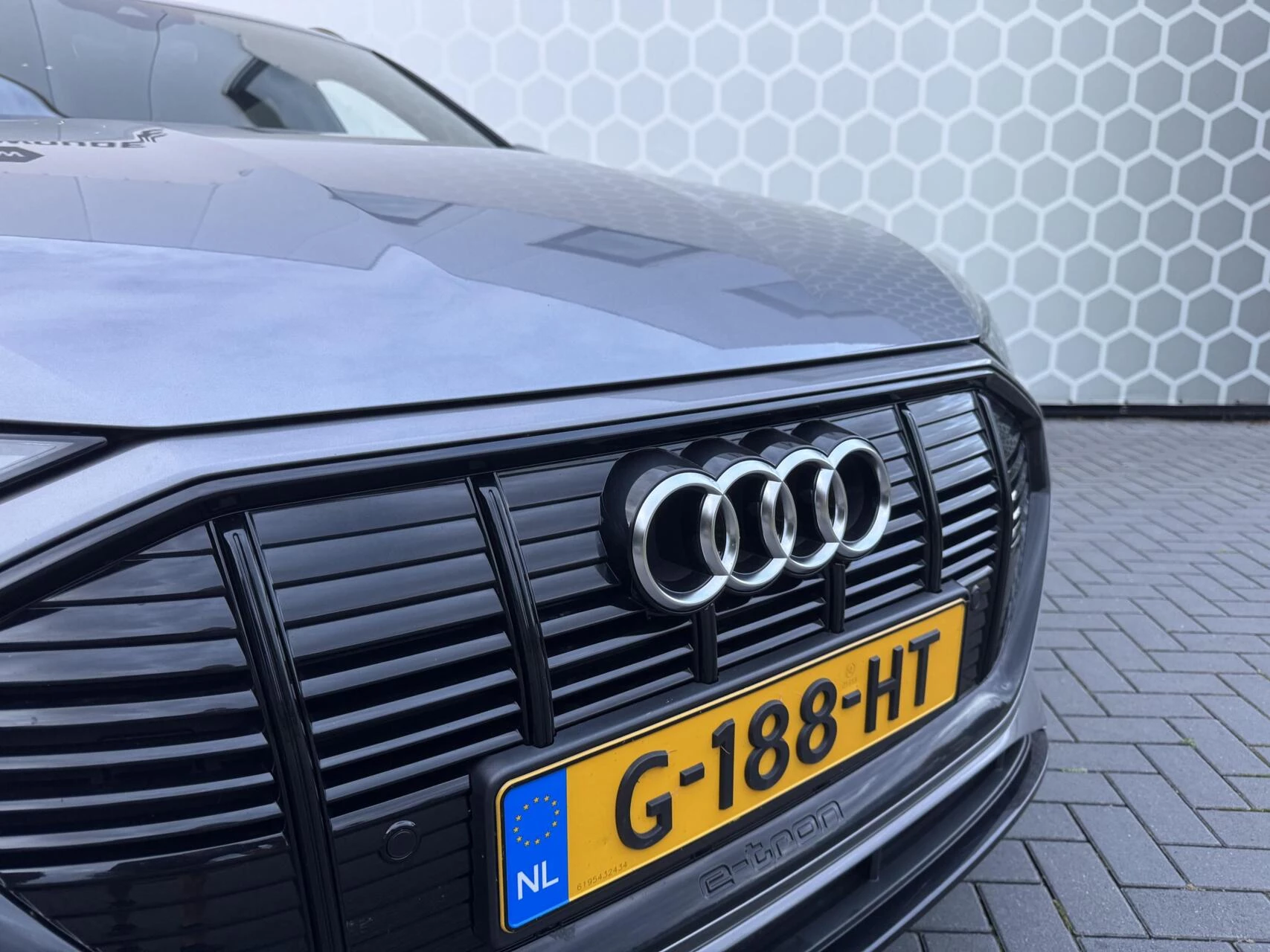 Hoofdafbeelding Audi e-tron