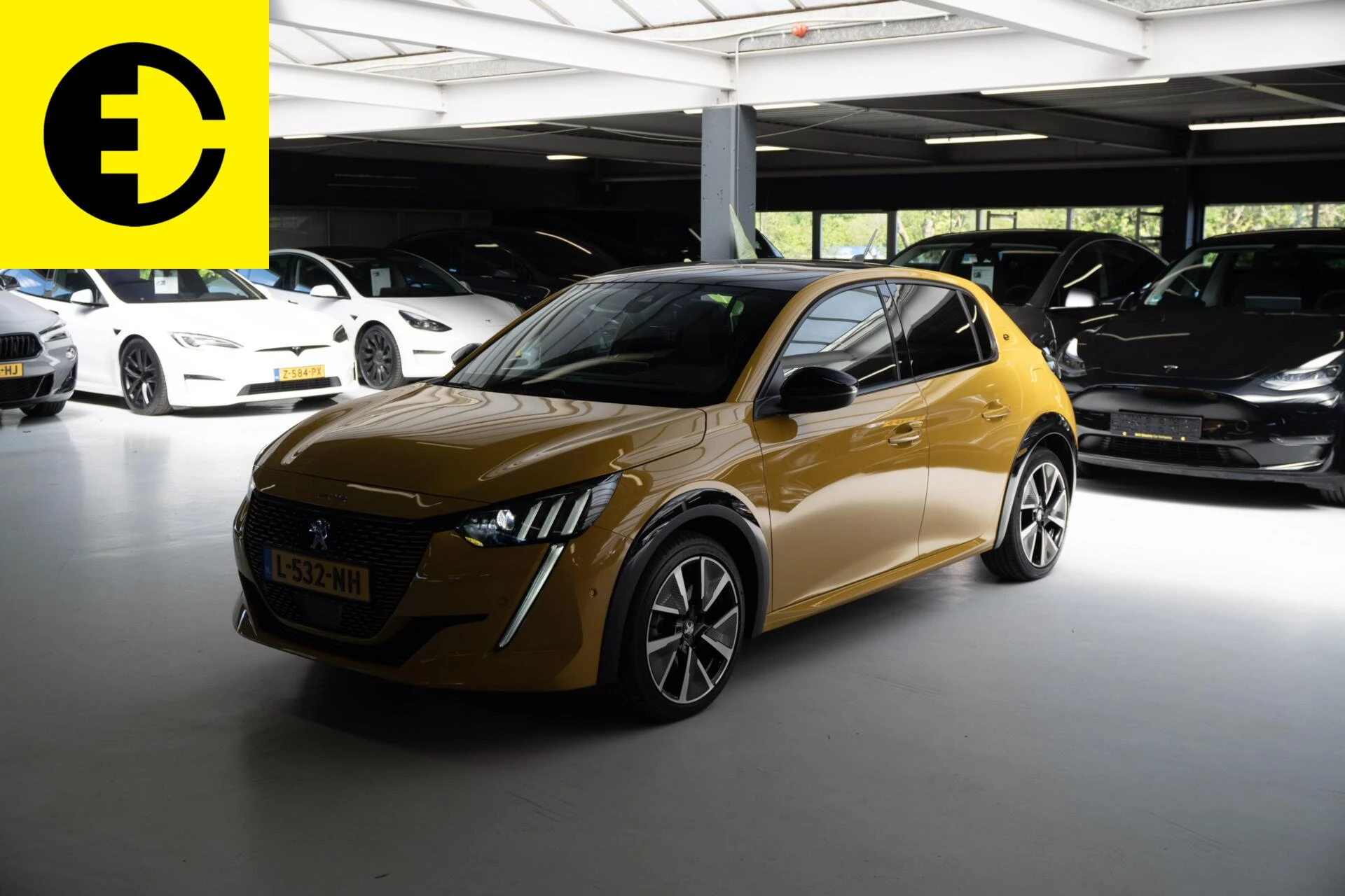 Hoofdafbeelding Peugeot e-208