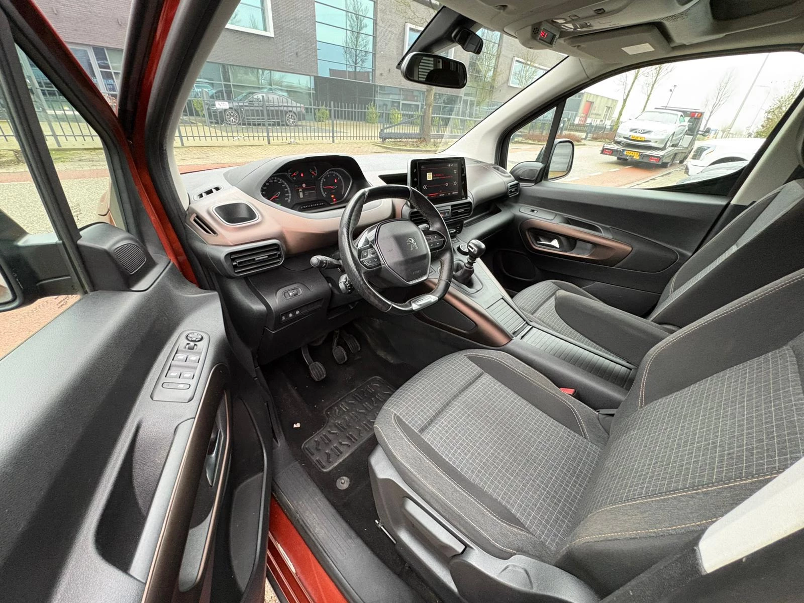 Hoofdafbeelding Peugeot Rifter