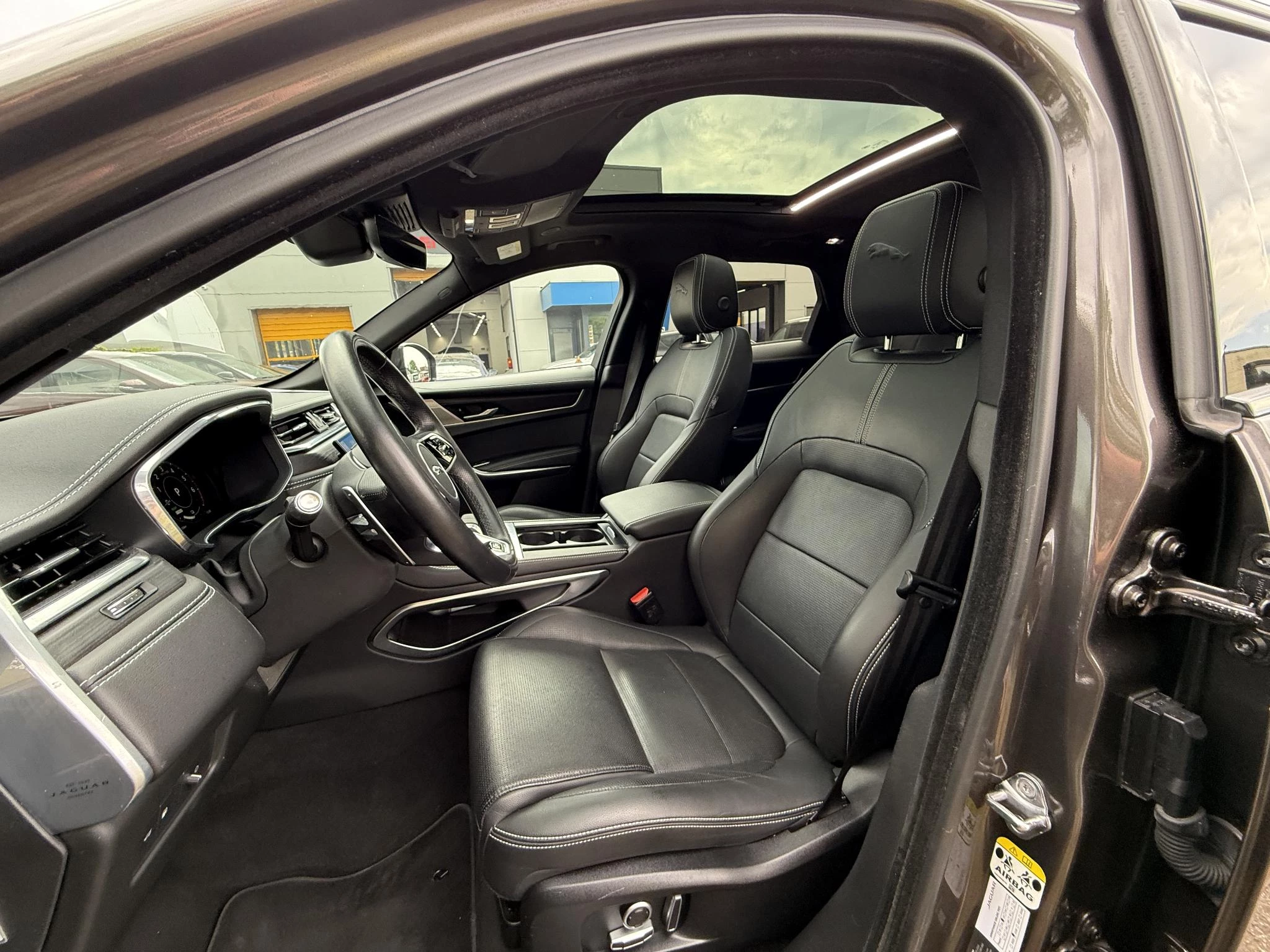 Hoofdafbeelding Jaguar F-PACE