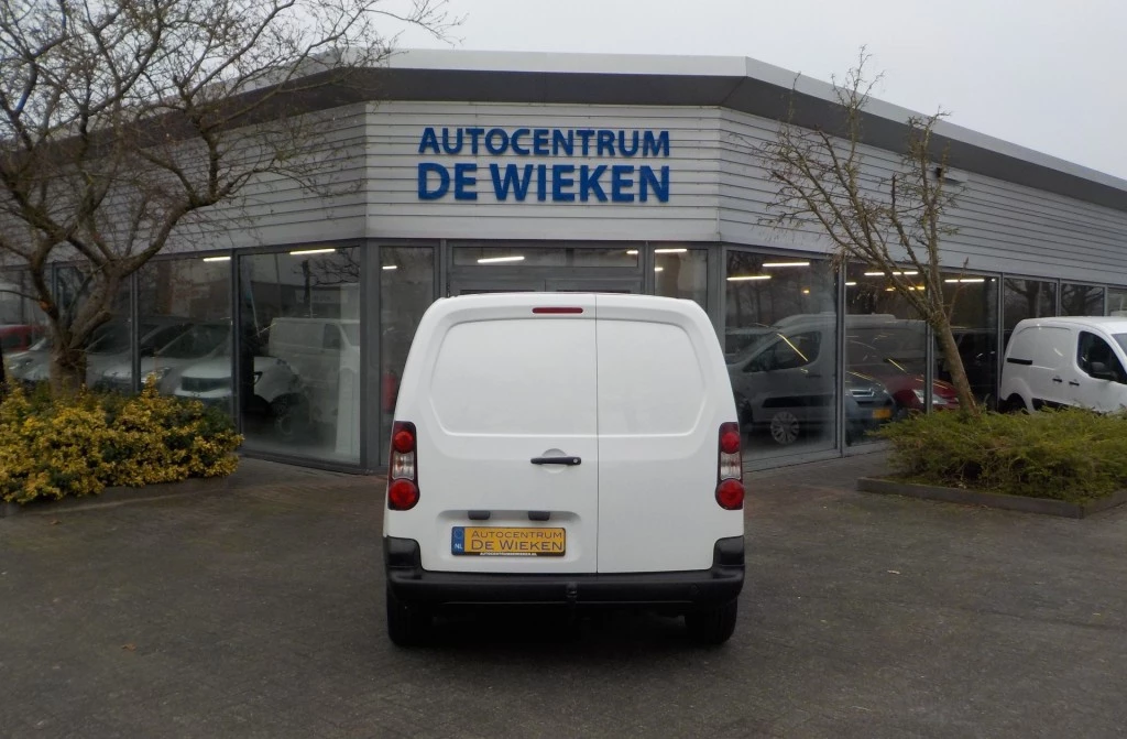 Hoofdafbeelding Peugeot Partner