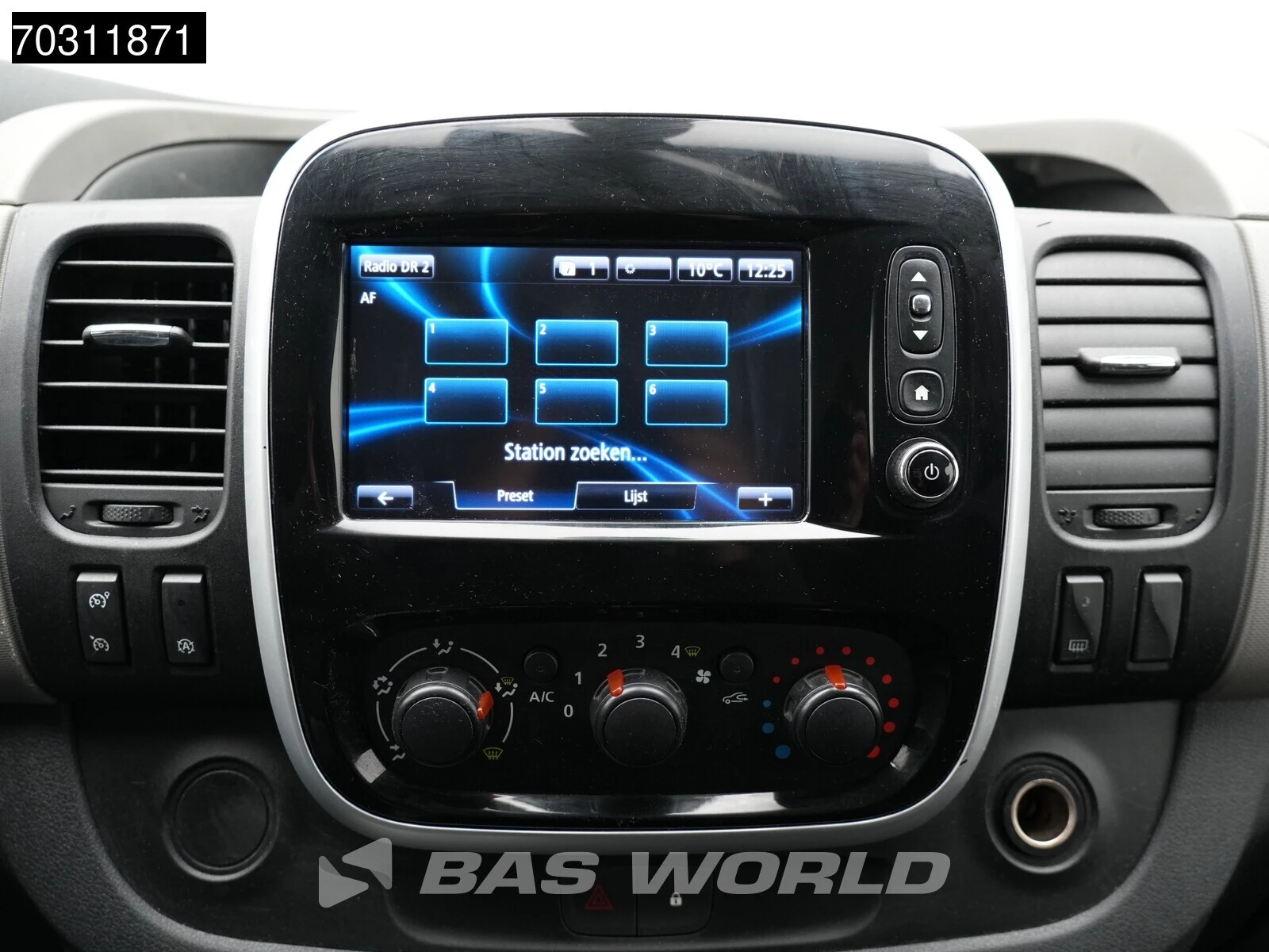 Hoofdafbeelding Renault Traffic 140PK