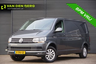 Volkswagen Transporter 2.0 TDI L2 Highline 150PK AUT. TREKHAAK, VOORRUIT VERWARMING, NAVI, CRUISE, LEDER STUUR, AIRCO, PARKEERSENSOREN, NL AUTO, NAP