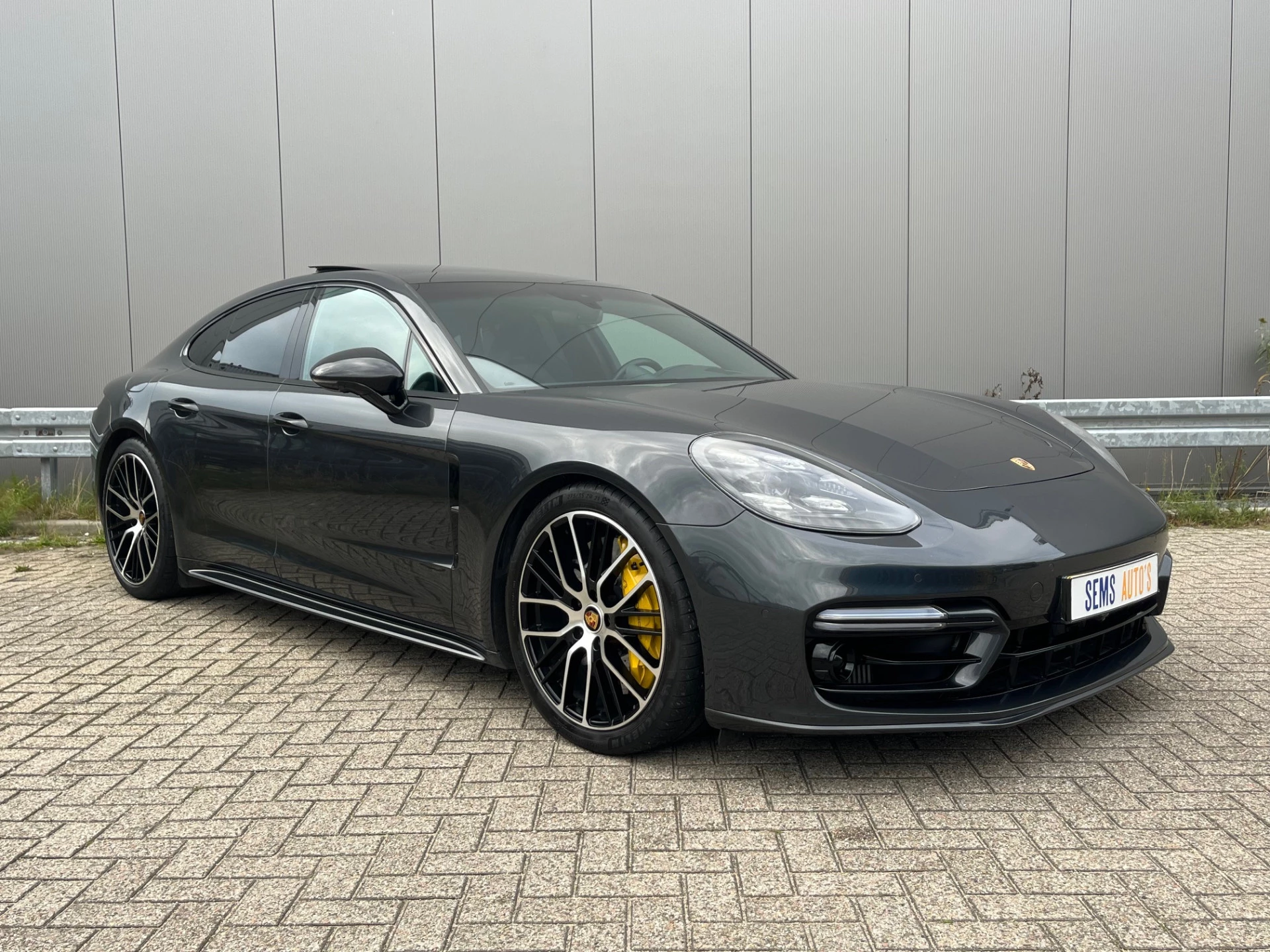 Hoofdafbeelding Porsche Panamera