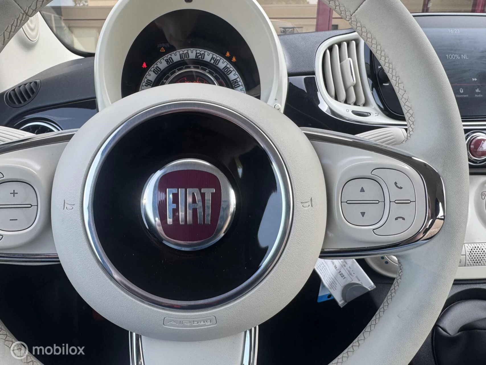Hoofdafbeelding Fiat 500C