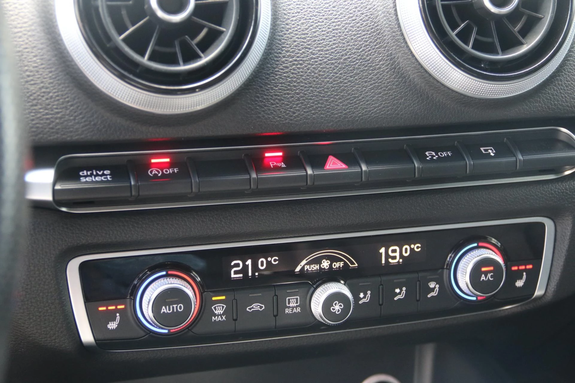 Hoofdafbeelding Audi S3
