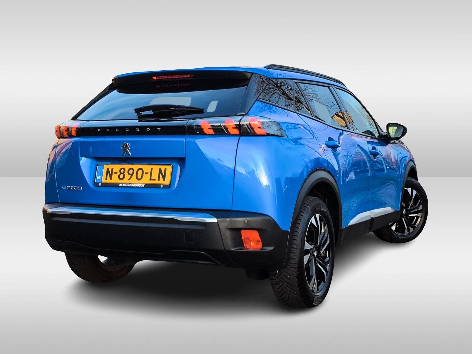 Hoofdafbeelding Peugeot e-2008