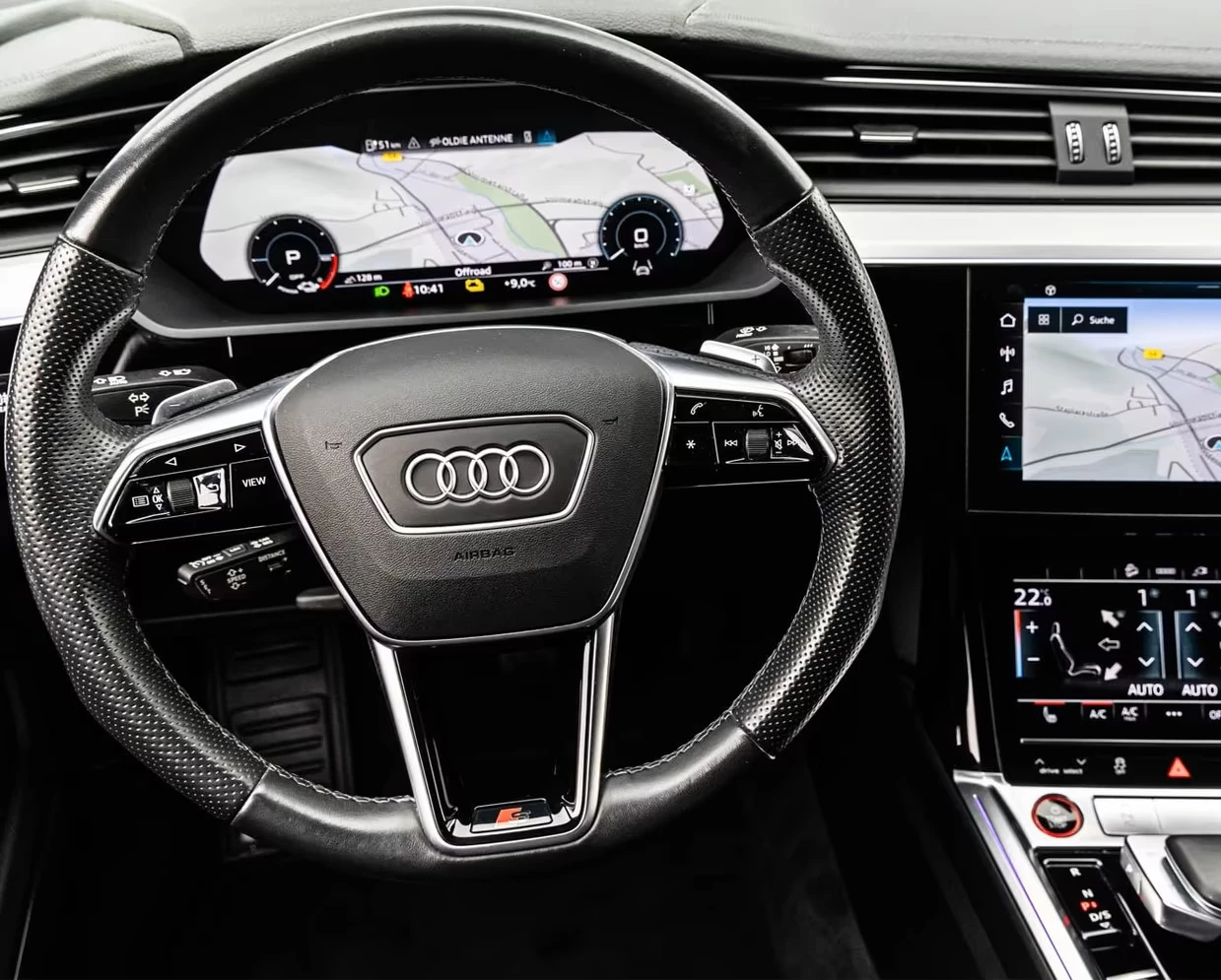 Hoofdafbeelding Audi e-tron