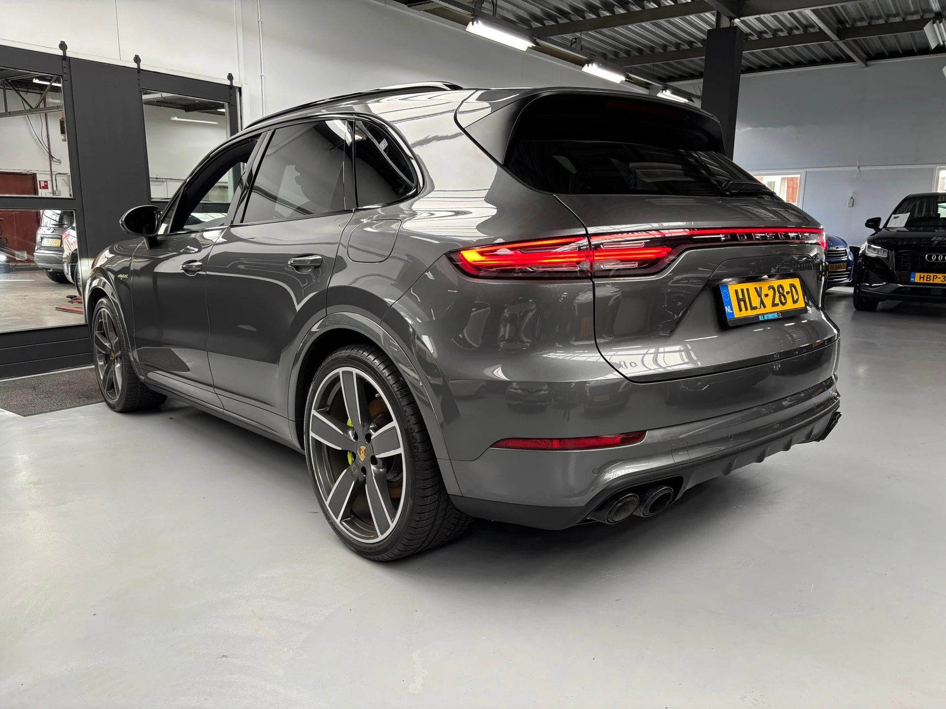 Hoofdafbeelding Porsche Cayenne
