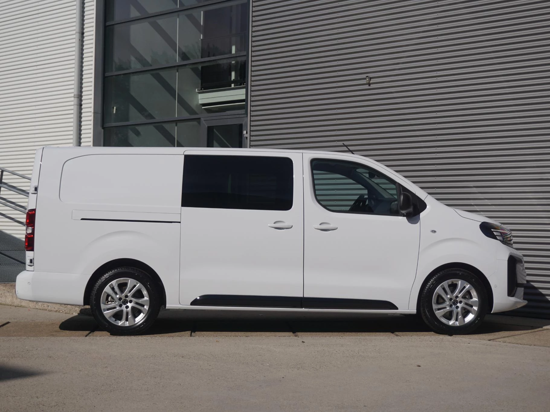 Hoofdafbeelding Opel Vivaro-e