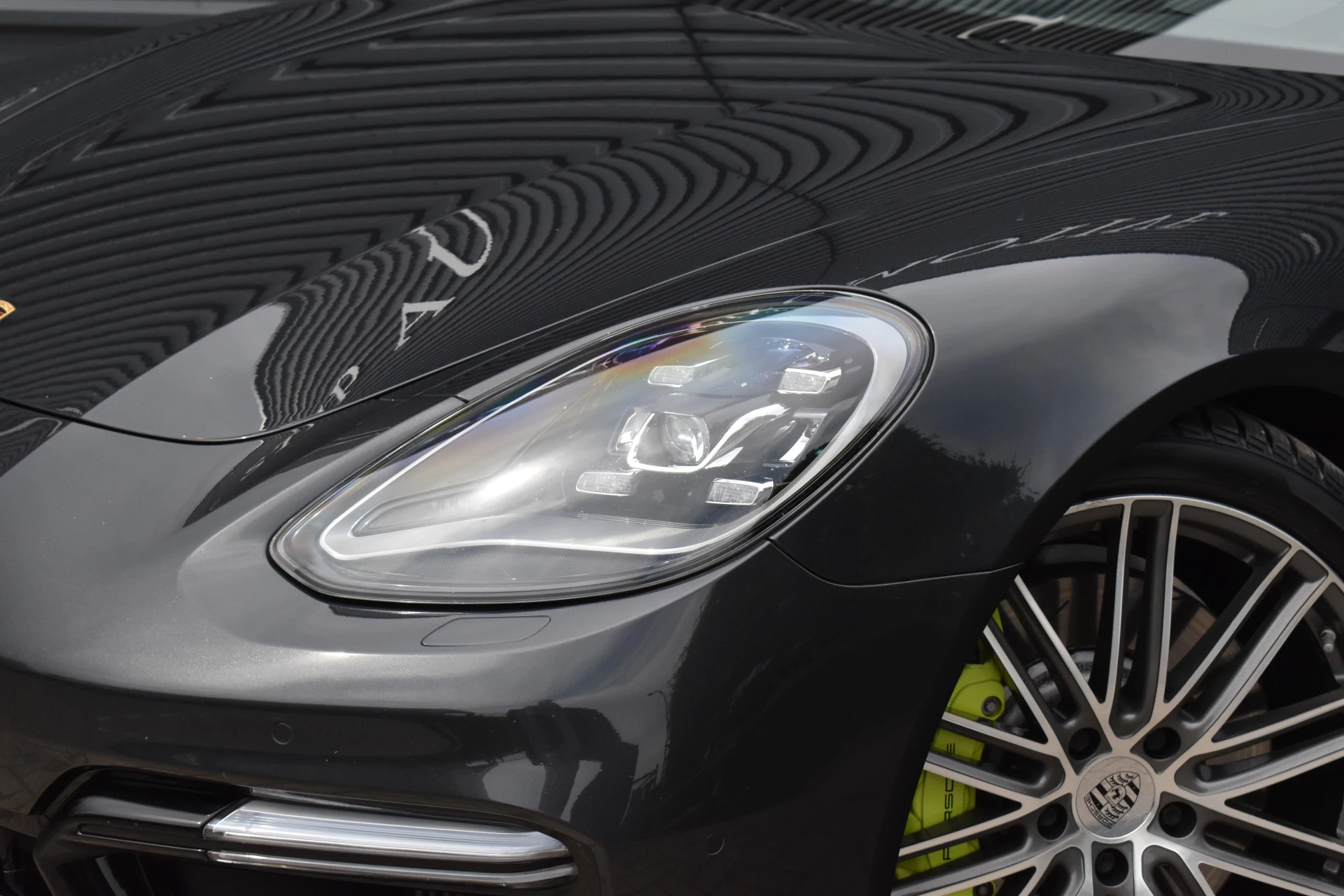 Hoofdafbeelding Porsche Panamera