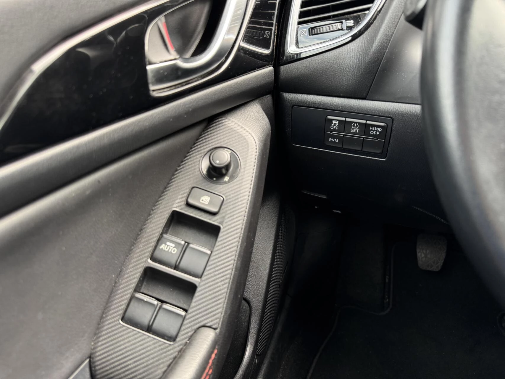 Hoofdafbeelding Mazda 3