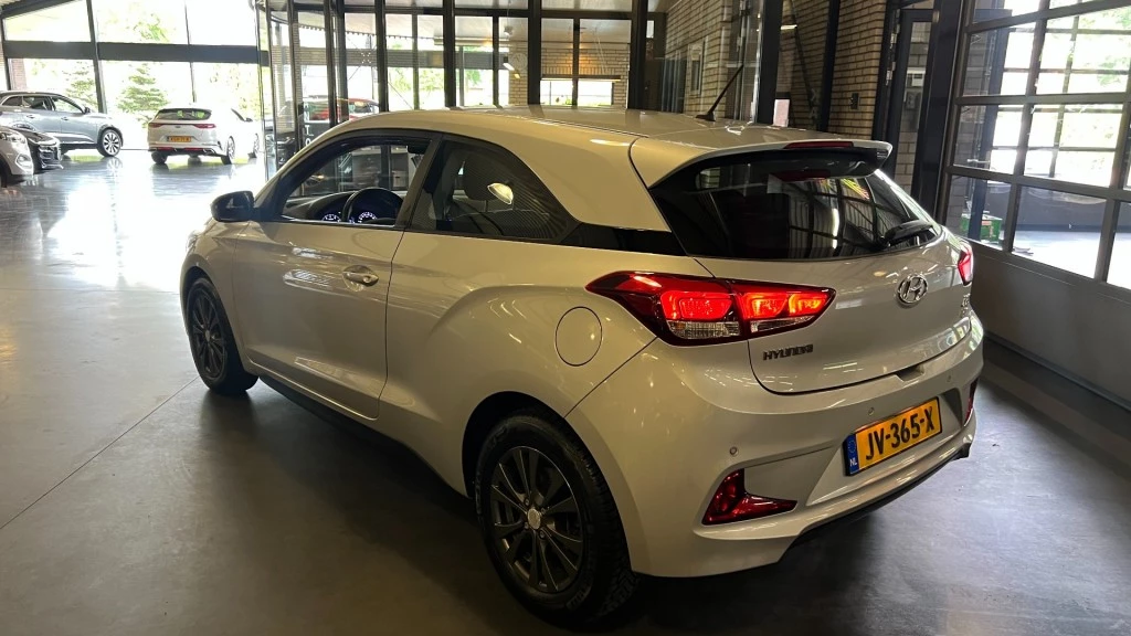 Hoofdafbeelding Hyundai i20