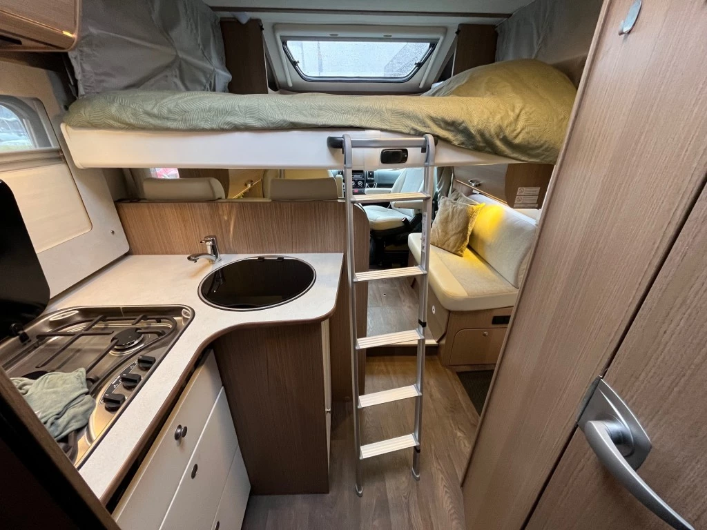 Hoofdafbeelding Carado T 448 Enkele Bedden Hefbed