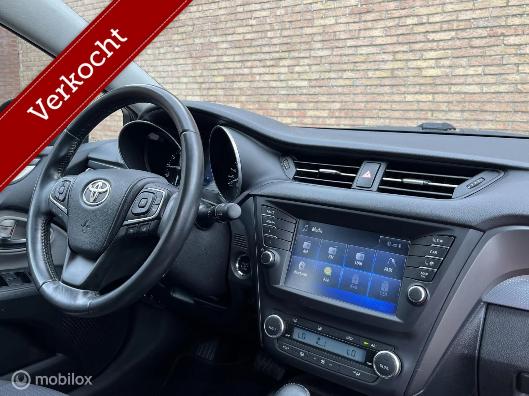 Hoofdafbeelding Toyota Avensis