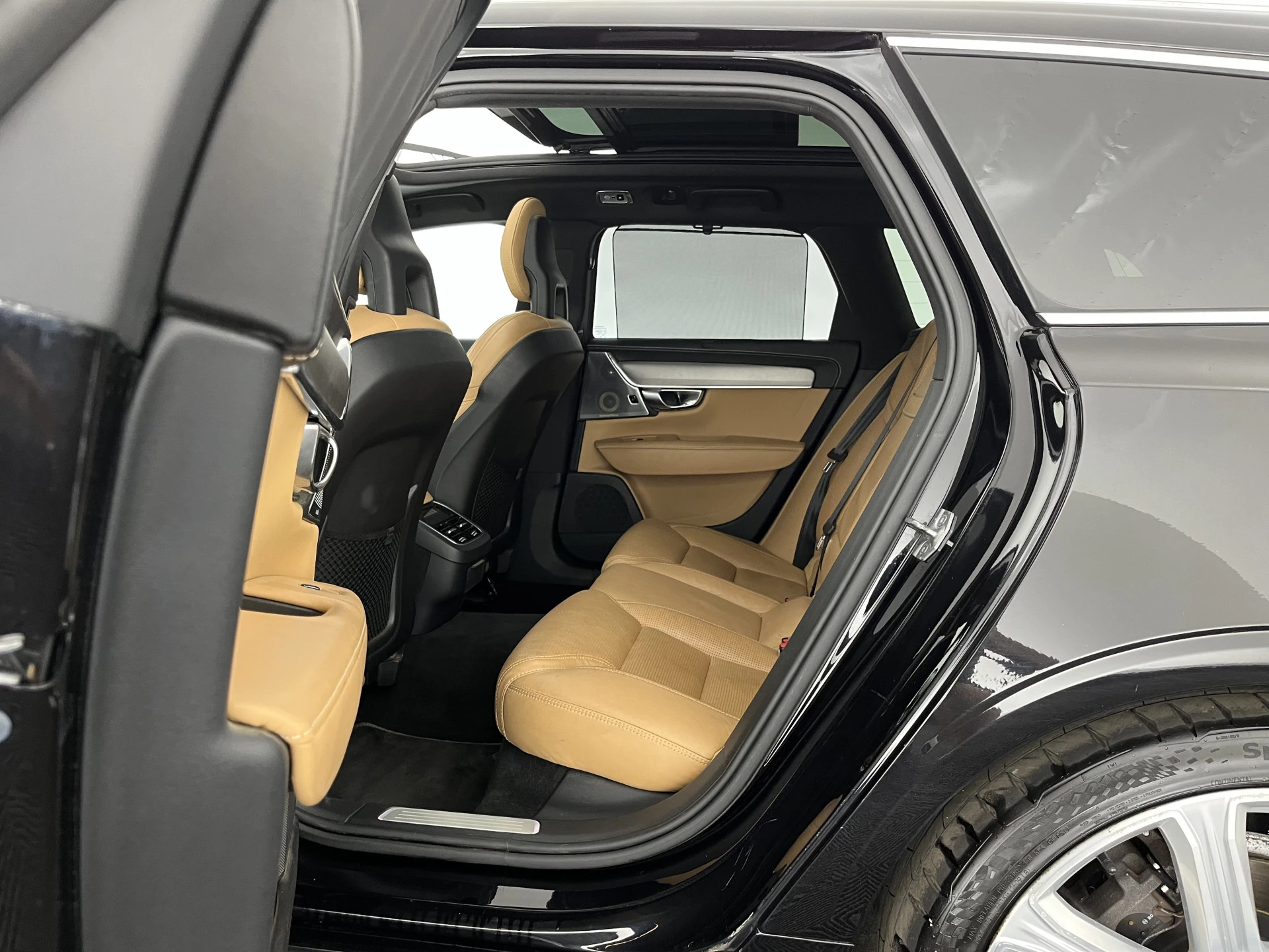 Hoofdafbeelding Volvo V90
