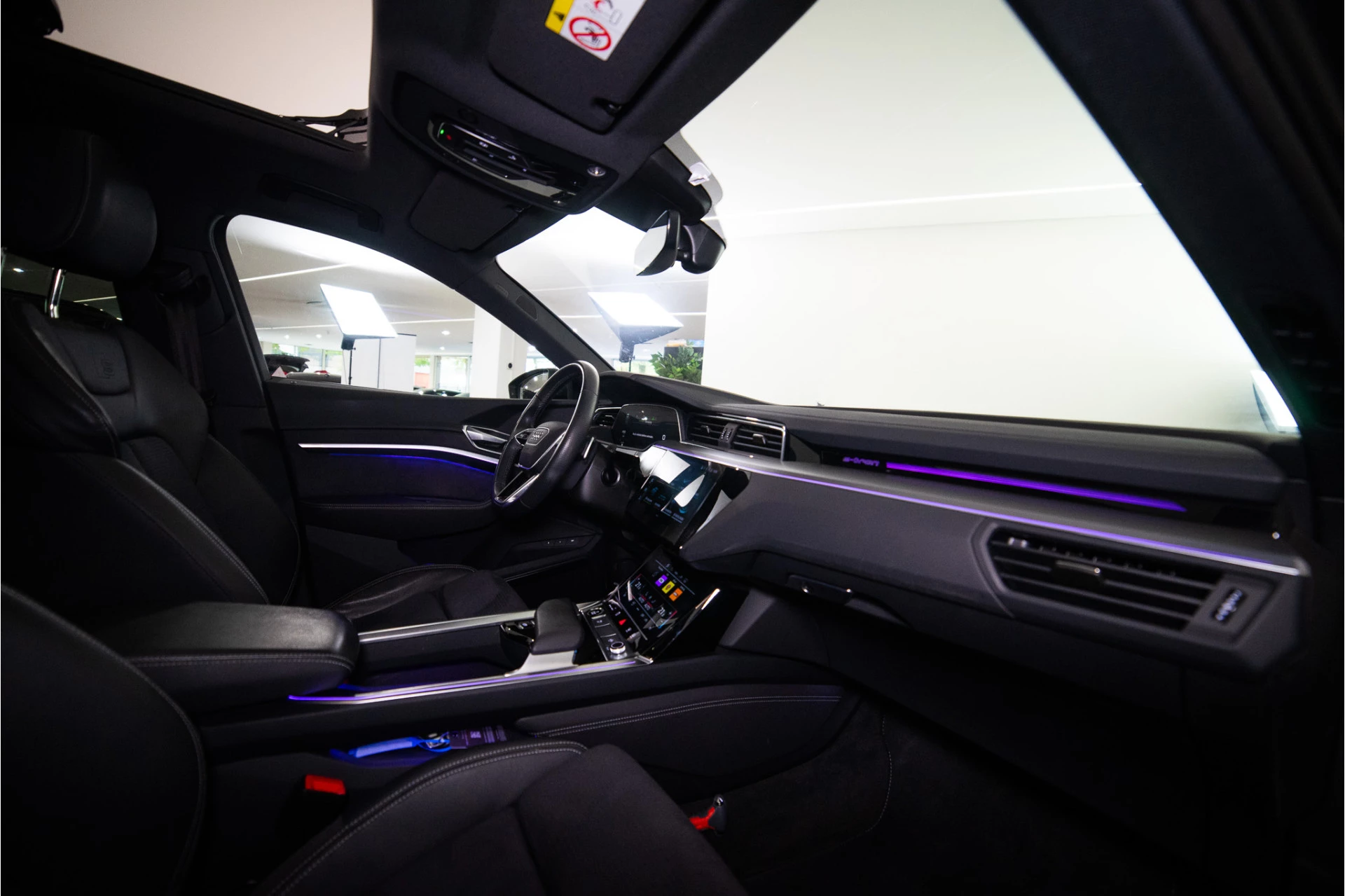 Hoofdafbeelding Audi e-tron