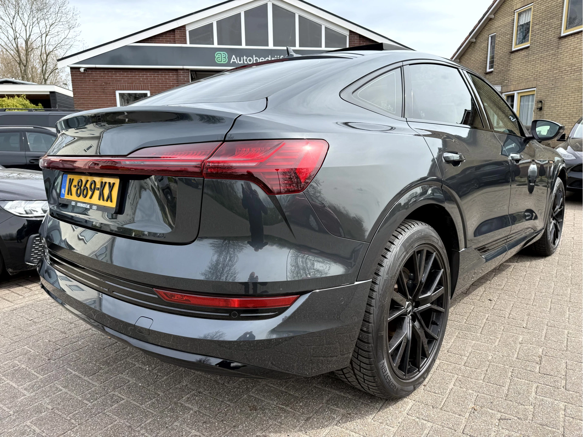 Hoofdafbeelding Audi e-tron