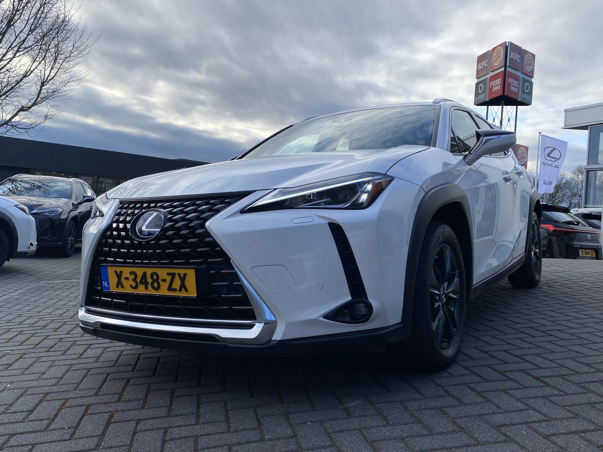 Hoofdafbeelding Lexus UX