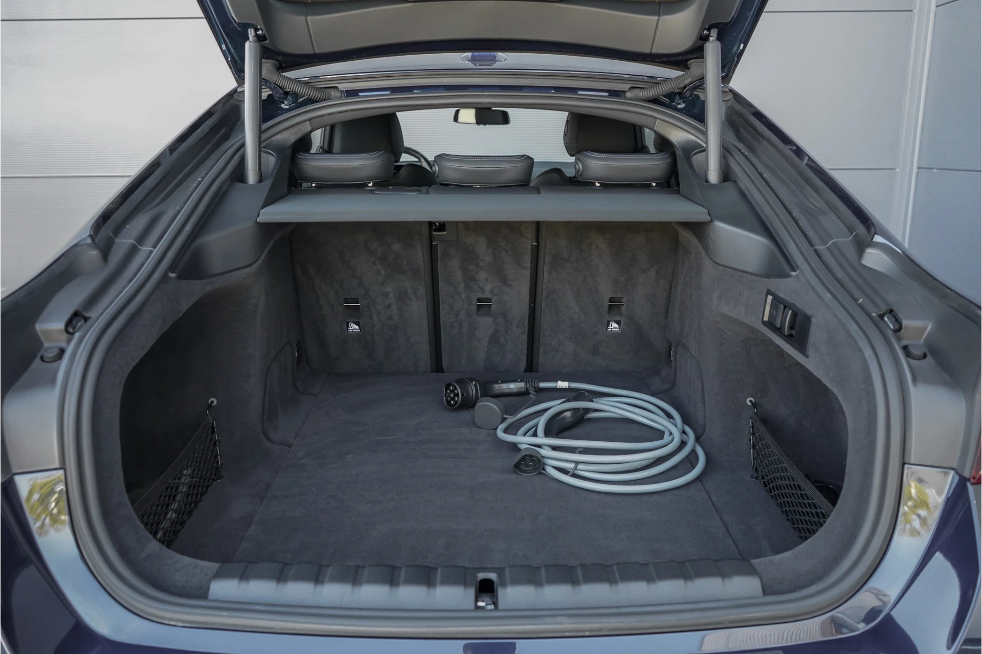 Hoofdafbeelding BMW i4