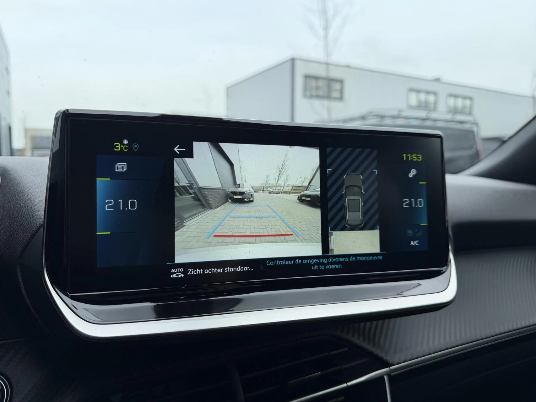 Hoofdafbeelding Peugeot e-2008