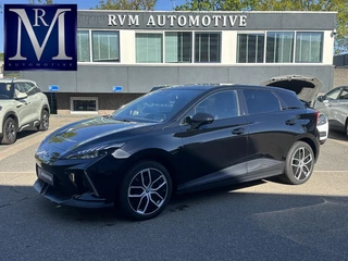Hoofdafbeelding MG MG4 EV MG MG4 Electric Luxury 64 kWh FABR. GARANTIE t/m 02-2031/150.000KM| SOH 96% | DEALER ONDERHOUDEN | RIJKLAARPRIJS