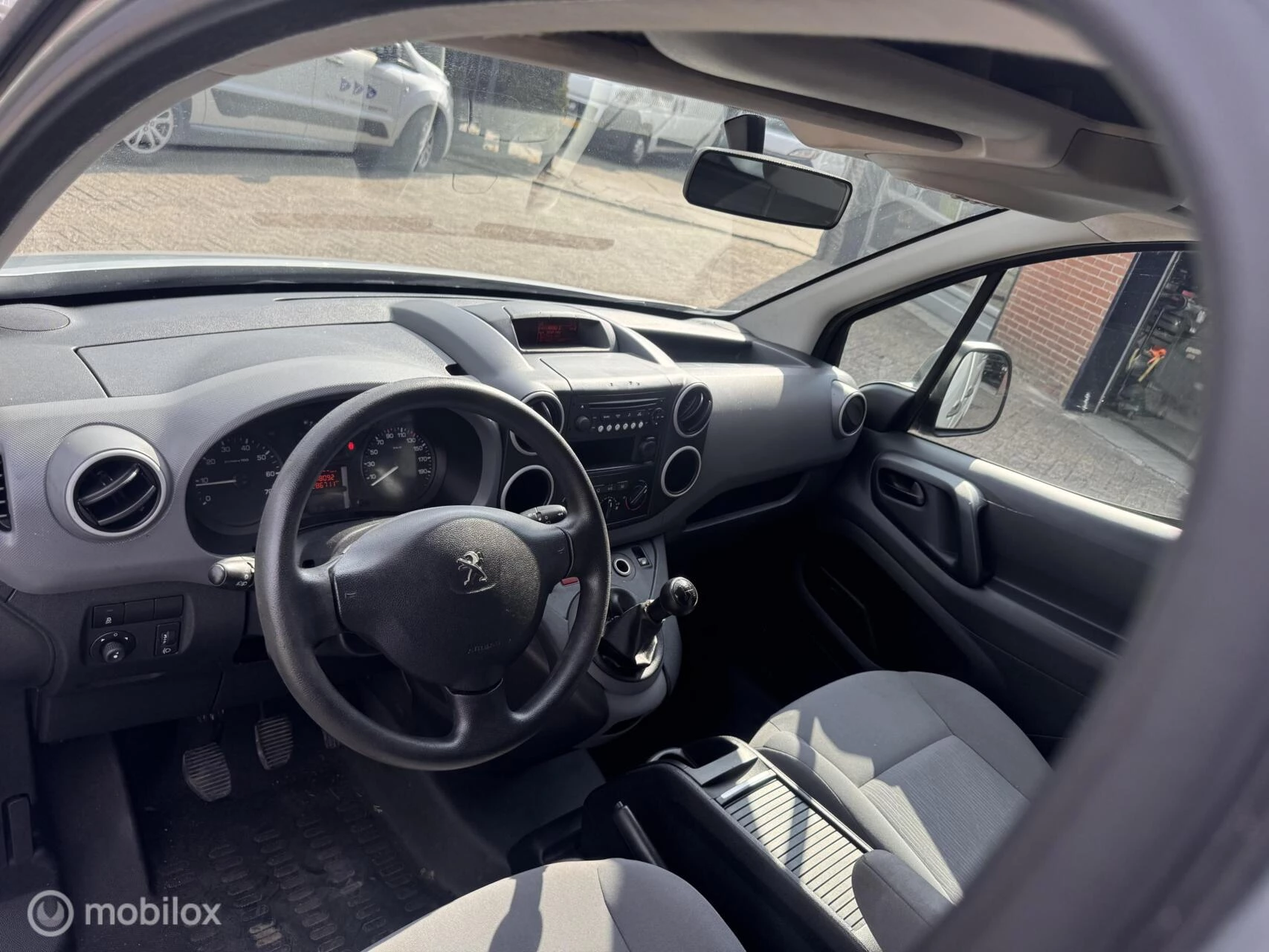 Hoofdafbeelding Peugeot Partner