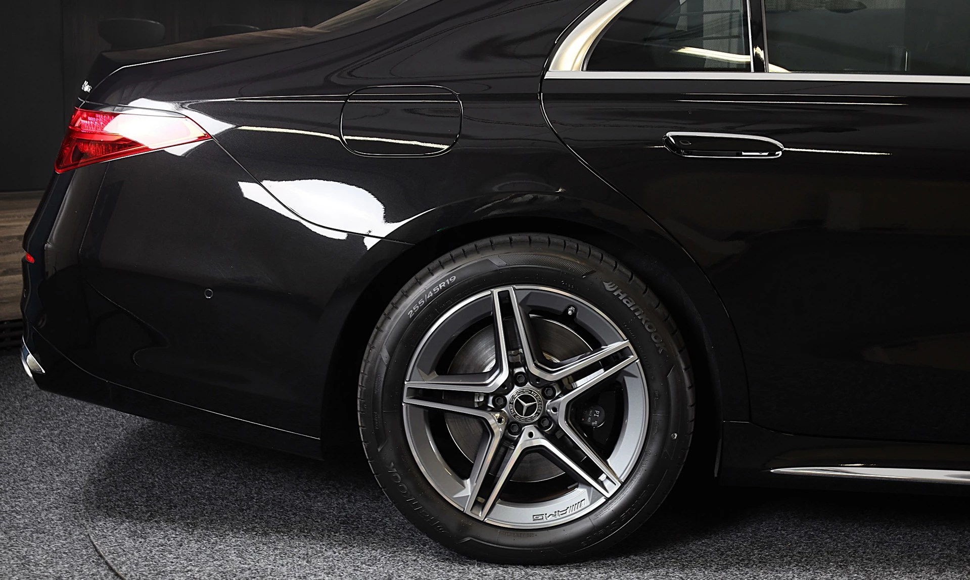 Hoofdafbeelding Mercedes-Benz S-Klasse