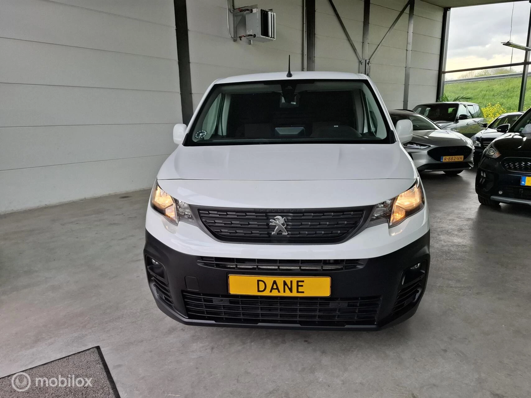 Hoofdafbeelding Peugeot Partner