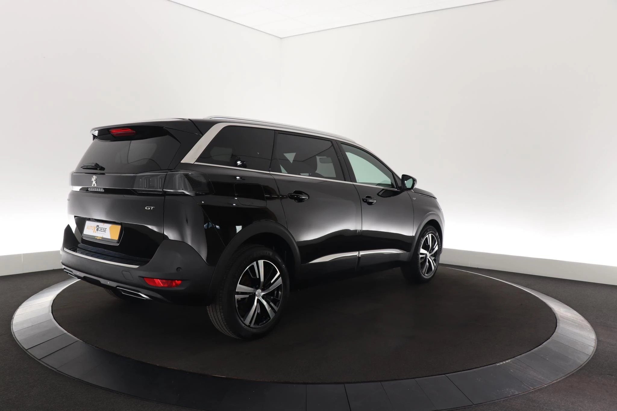 Hoofdafbeelding Peugeot 5008