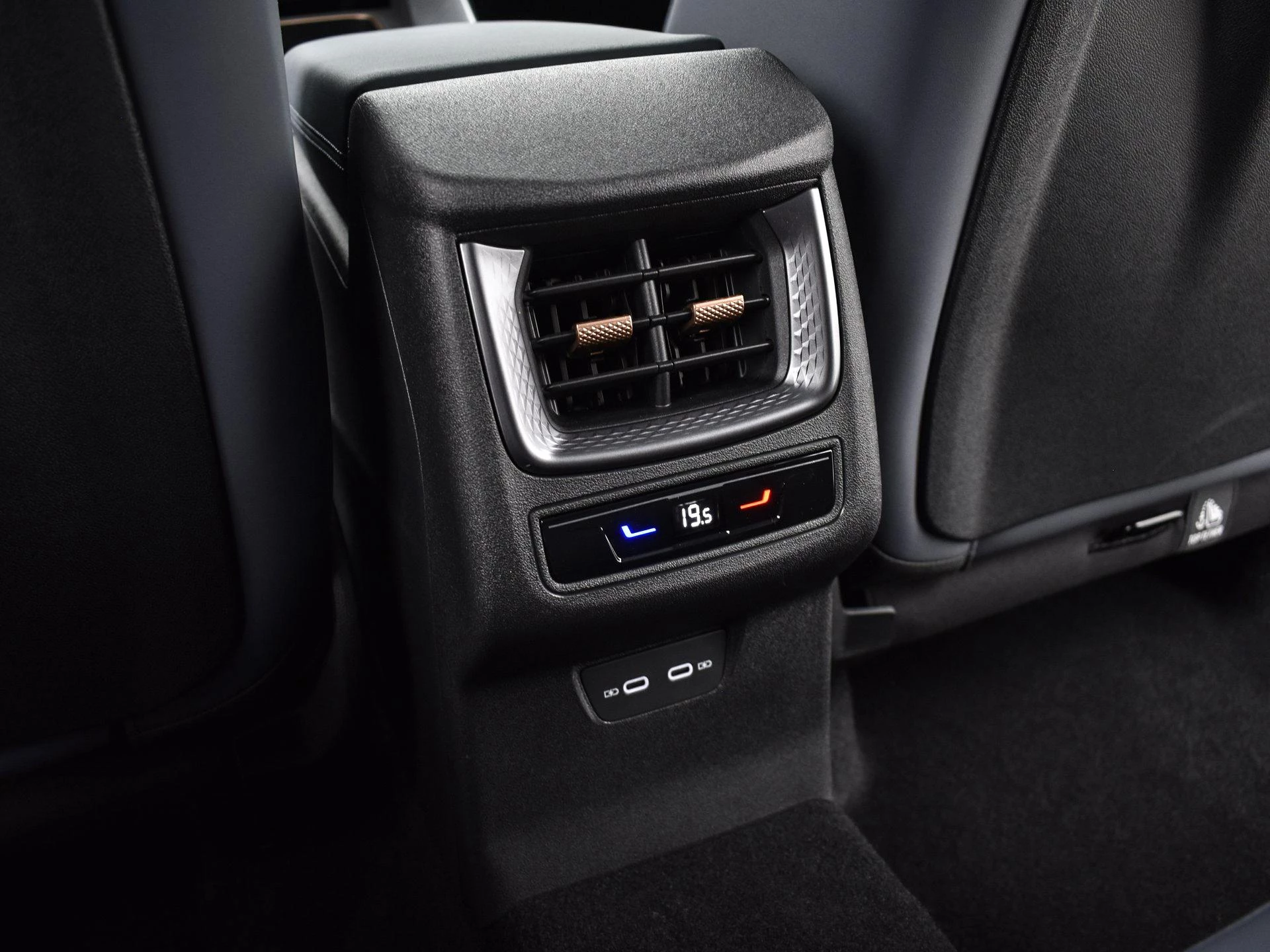Hoofdafbeelding CUPRA Terramar