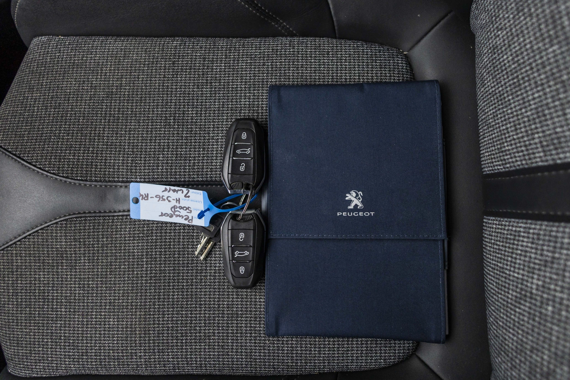 Hoofdafbeelding Peugeot 5008