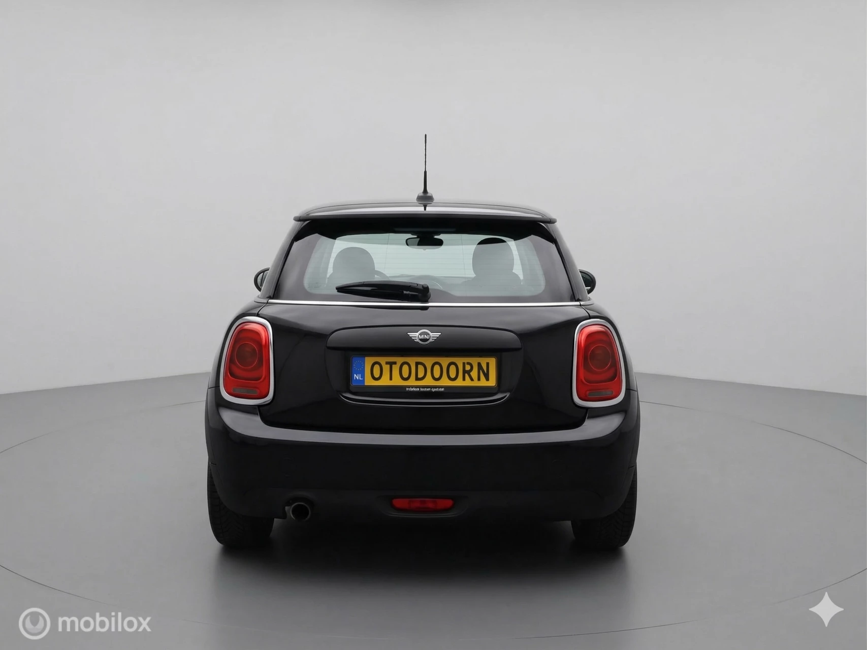 Hoofdafbeelding MINI One