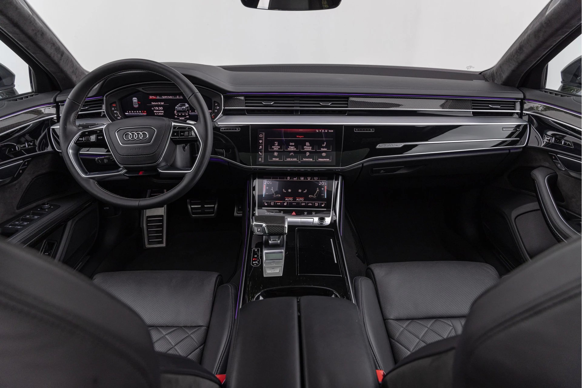 Hoofdafbeelding Audi S8