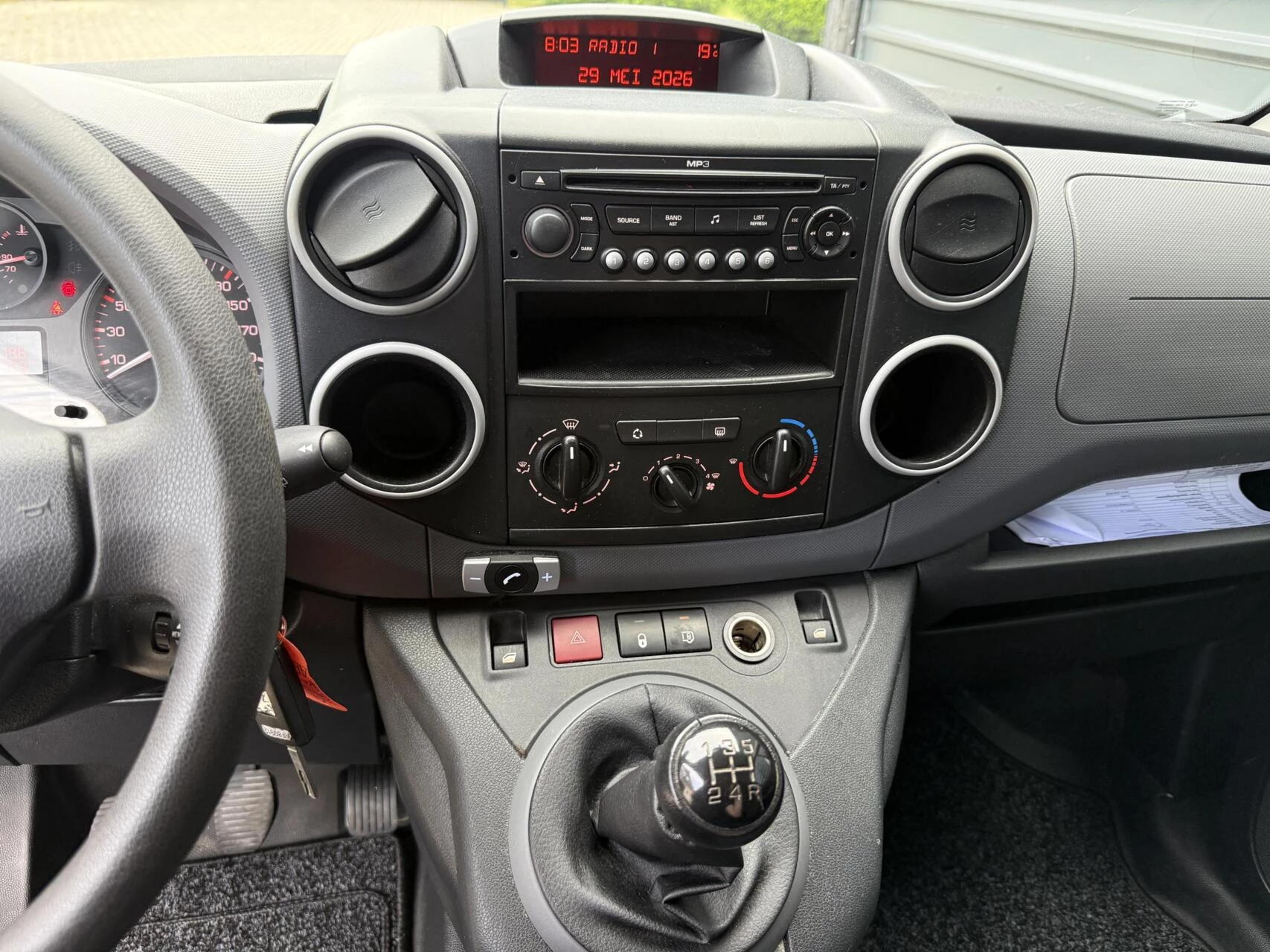 Hoofdafbeelding Peugeot Partner