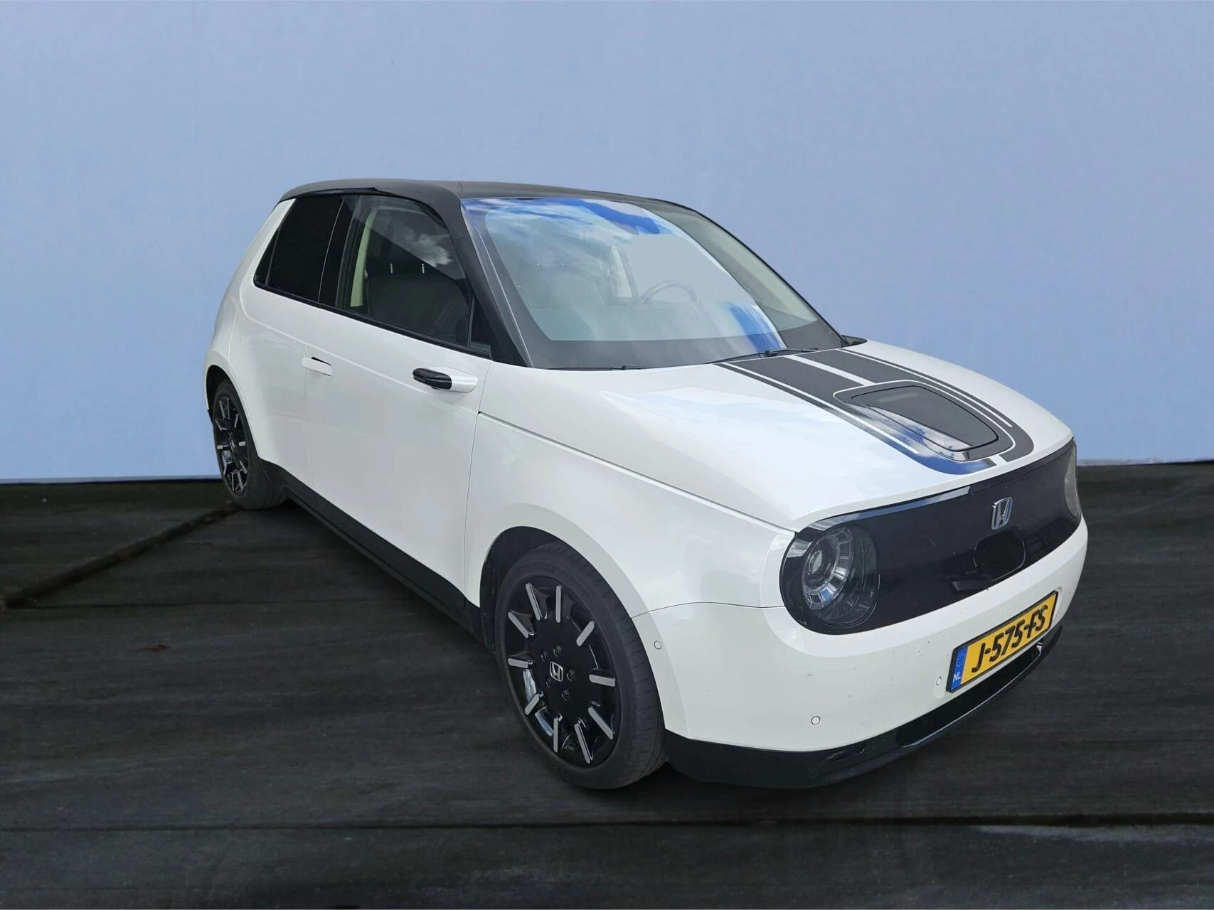 Hoofdafbeelding Honda e
