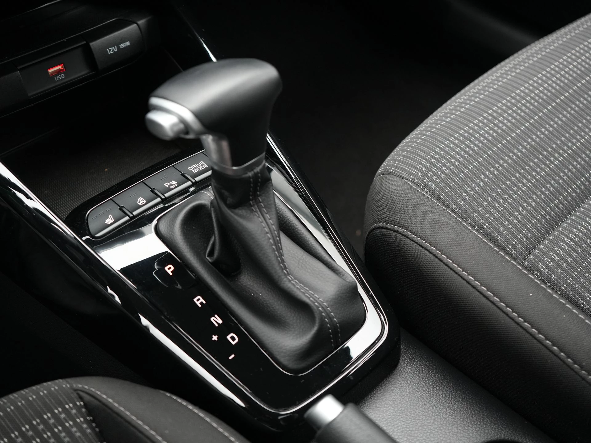 Hoofdafbeelding Kia Stonic