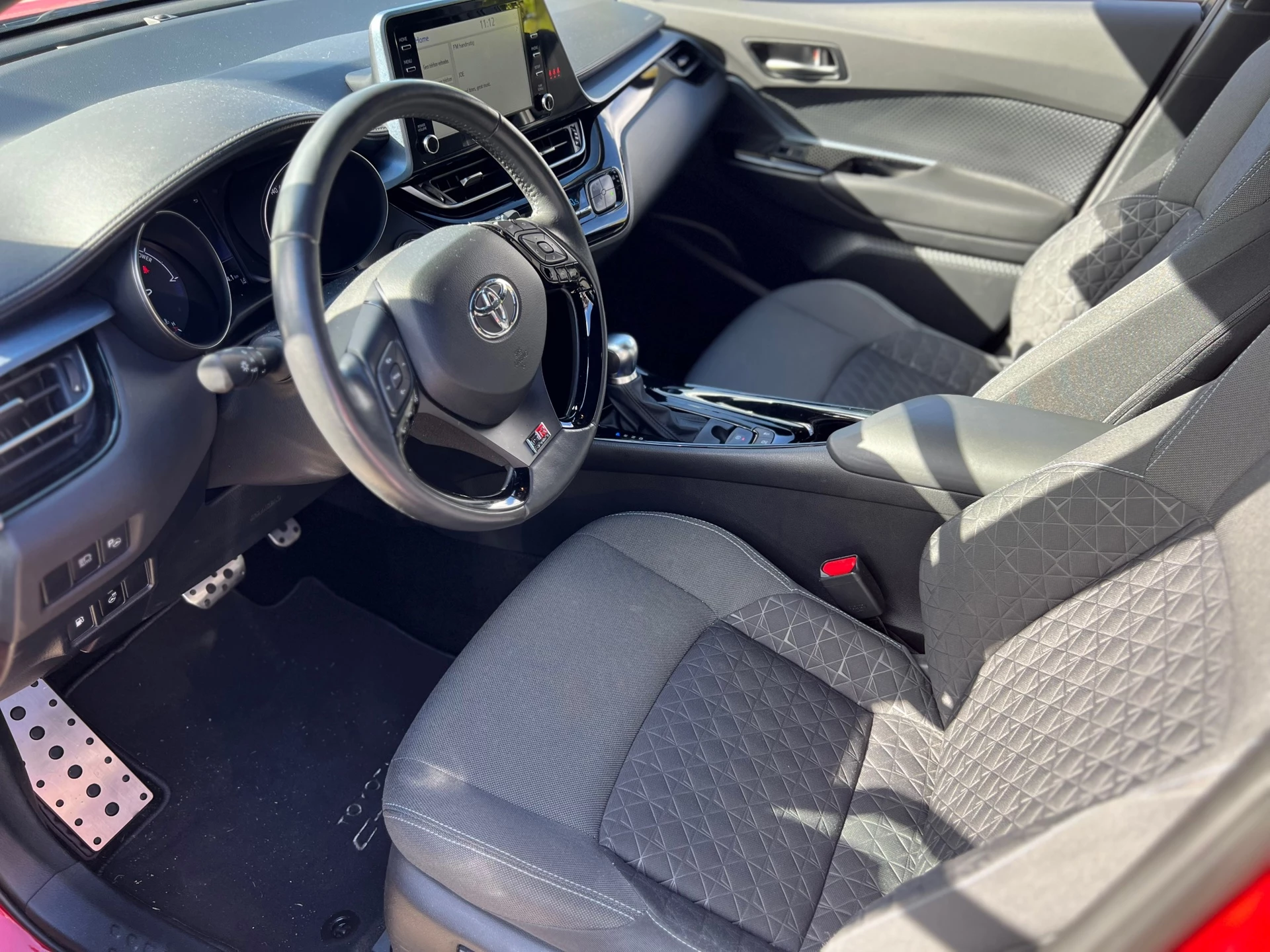 Hoofdafbeelding Toyota C-HR