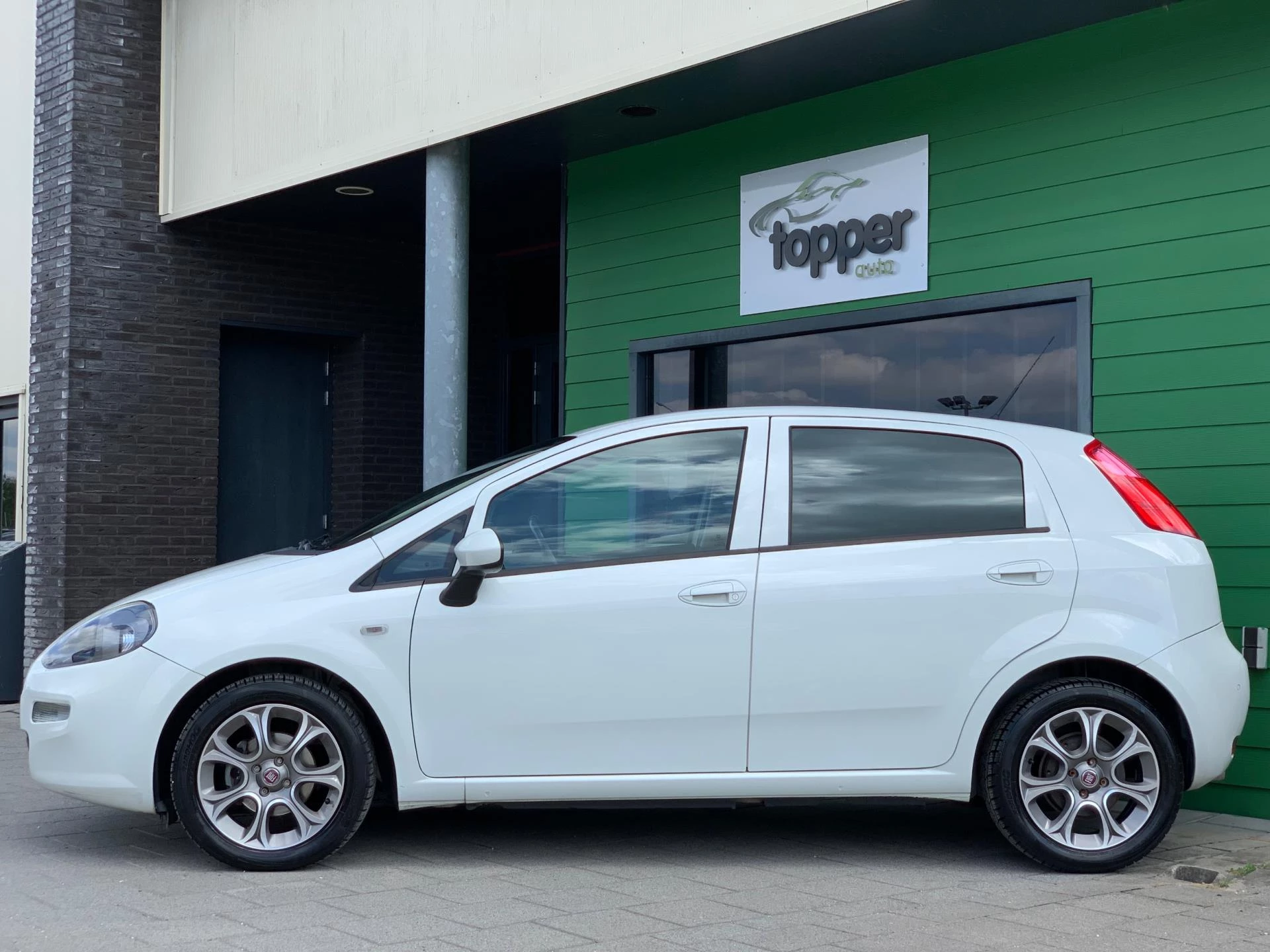 Hoofdafbeelding Fiat Punto